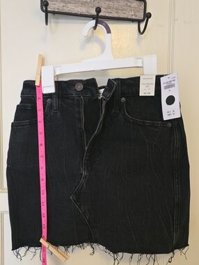 Abercrombie & Fitch Black High-Rise Denim Skirt 24 | 00